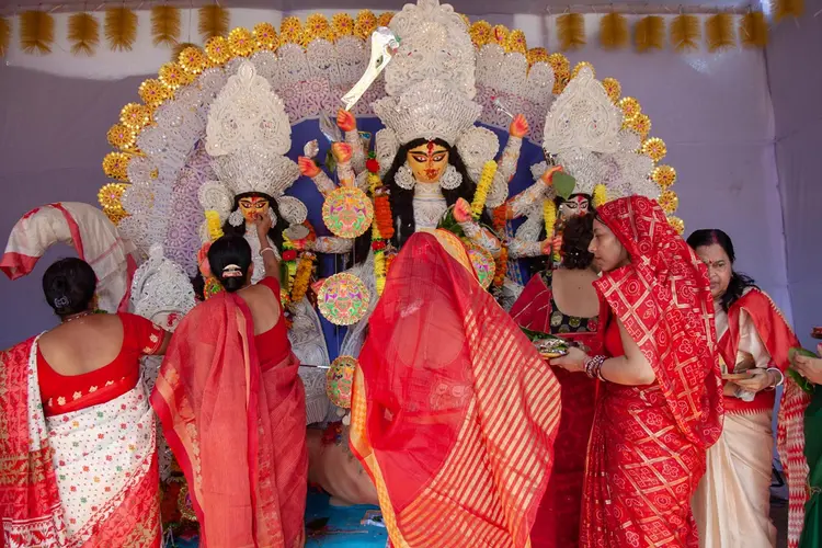 Sindur Khela Durga Puja Festival5